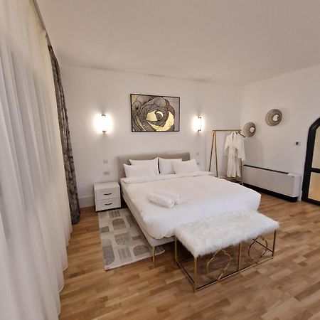 Апартаменты Rokebea Luxury Брашов Экстерьер фото